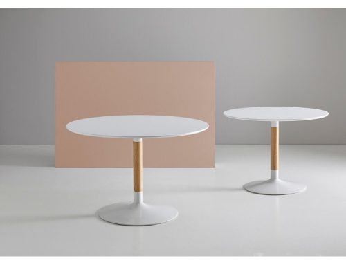 Tables & Chairs -Mes20